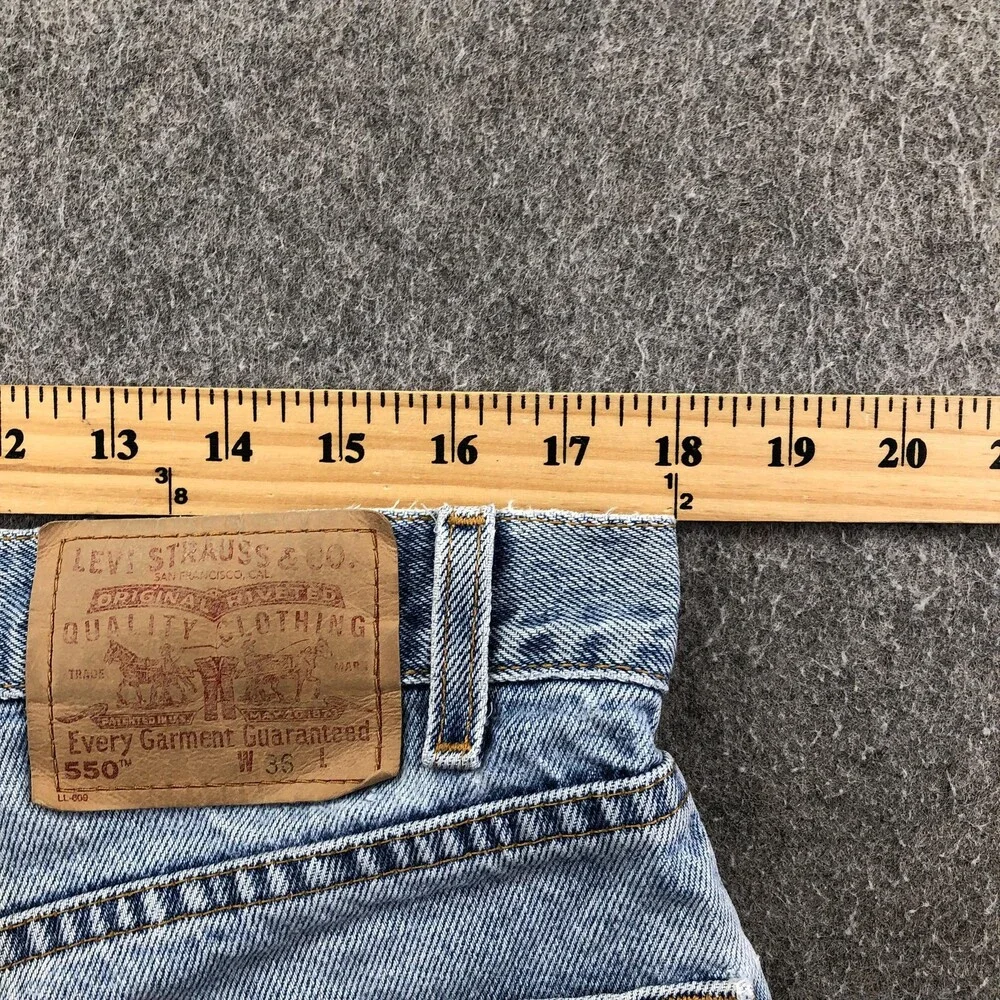 Levis 550 Shorts Mens 36 Blue Denim Bermuda Relaxed Fit 9 Inseam Casual Summer
